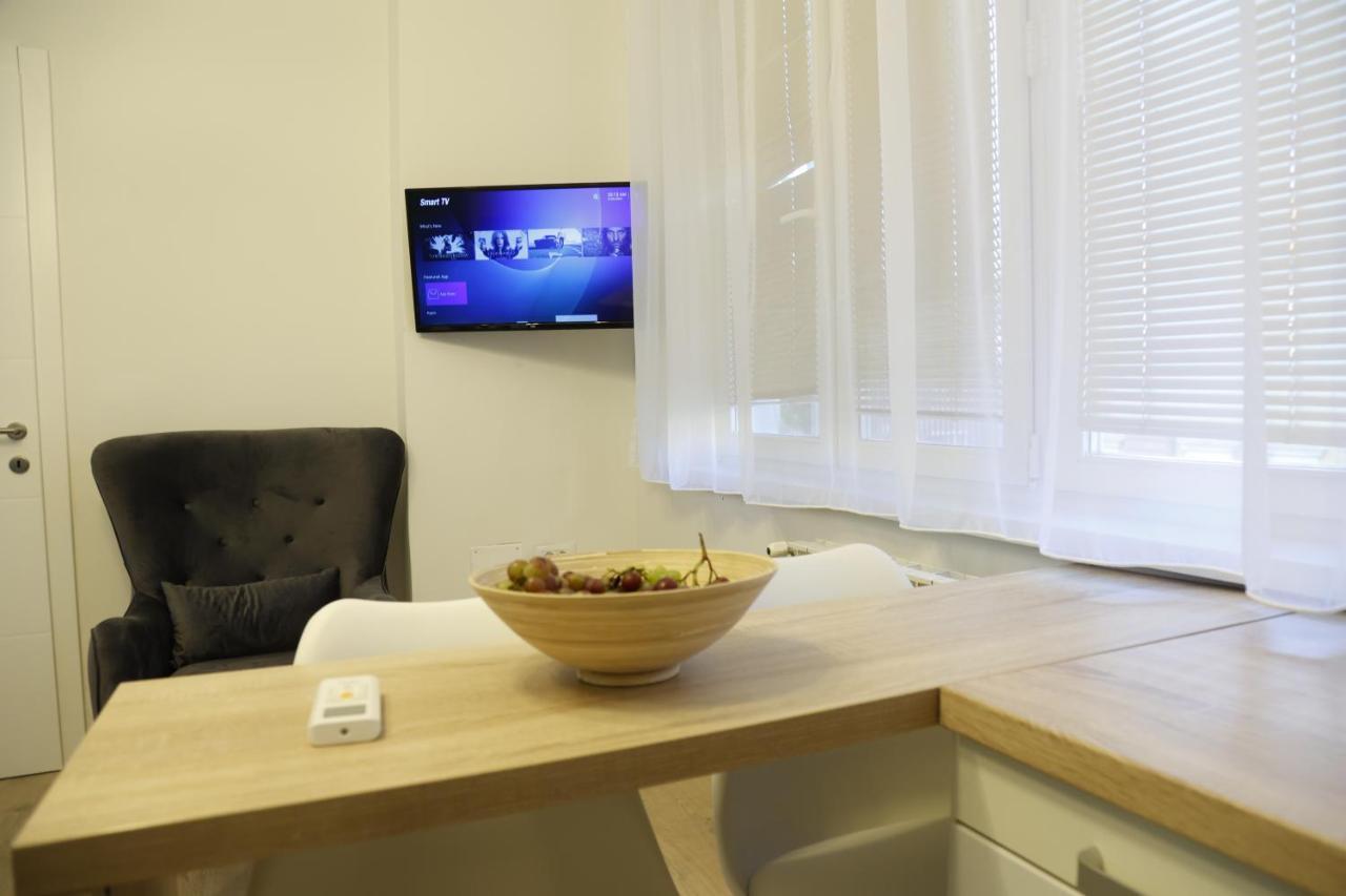 Apartament Blue And Rose Cozy - Quiet In The Best Location - Self Check-In - 5Th Floor With Elevator Sarajewo Zewnętrze zdjęcie