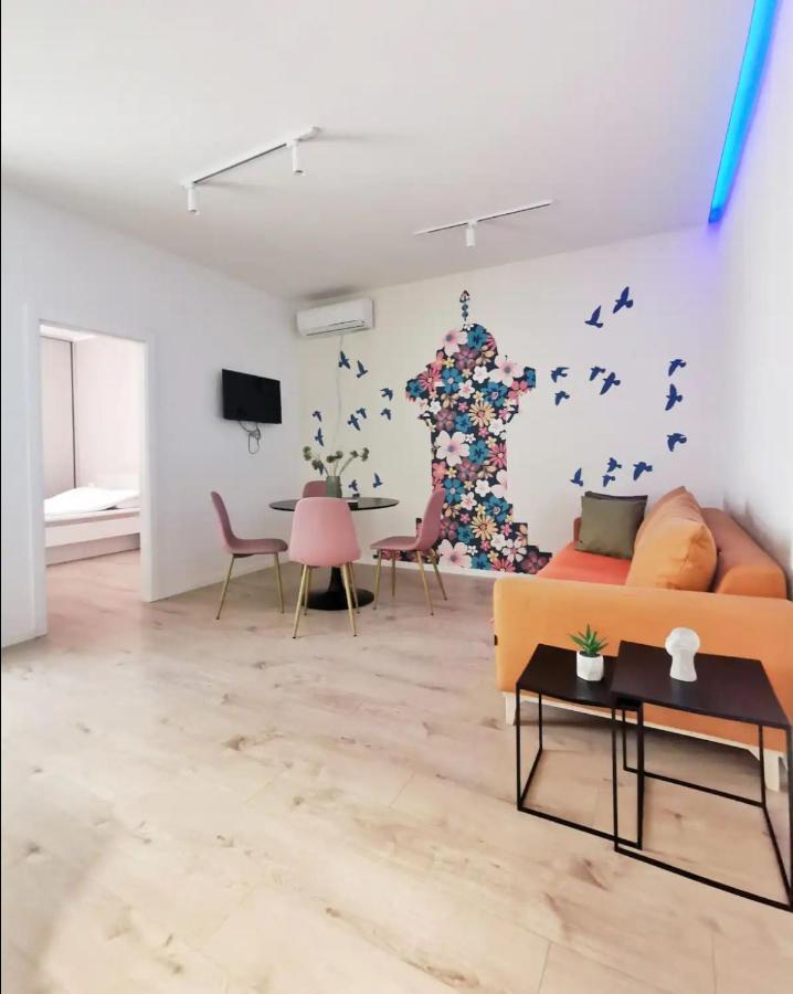 Blue And Rose Cozy - Quiet In The Best Location - Self Check-In - 5Th Floor With Elevator Sarajewo Zewnętrze zdjęcie